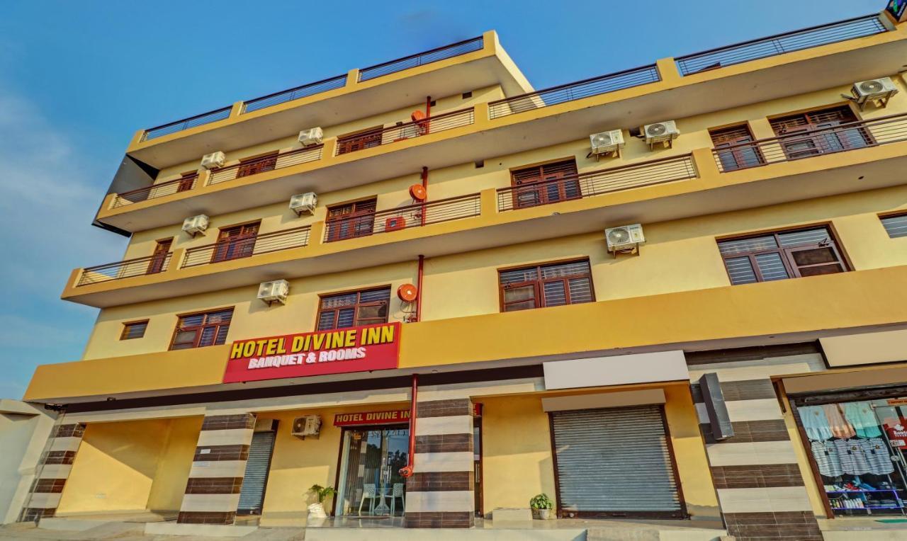 Itsy By Treebo - Divine Inn Chandīgarh Exterior foto