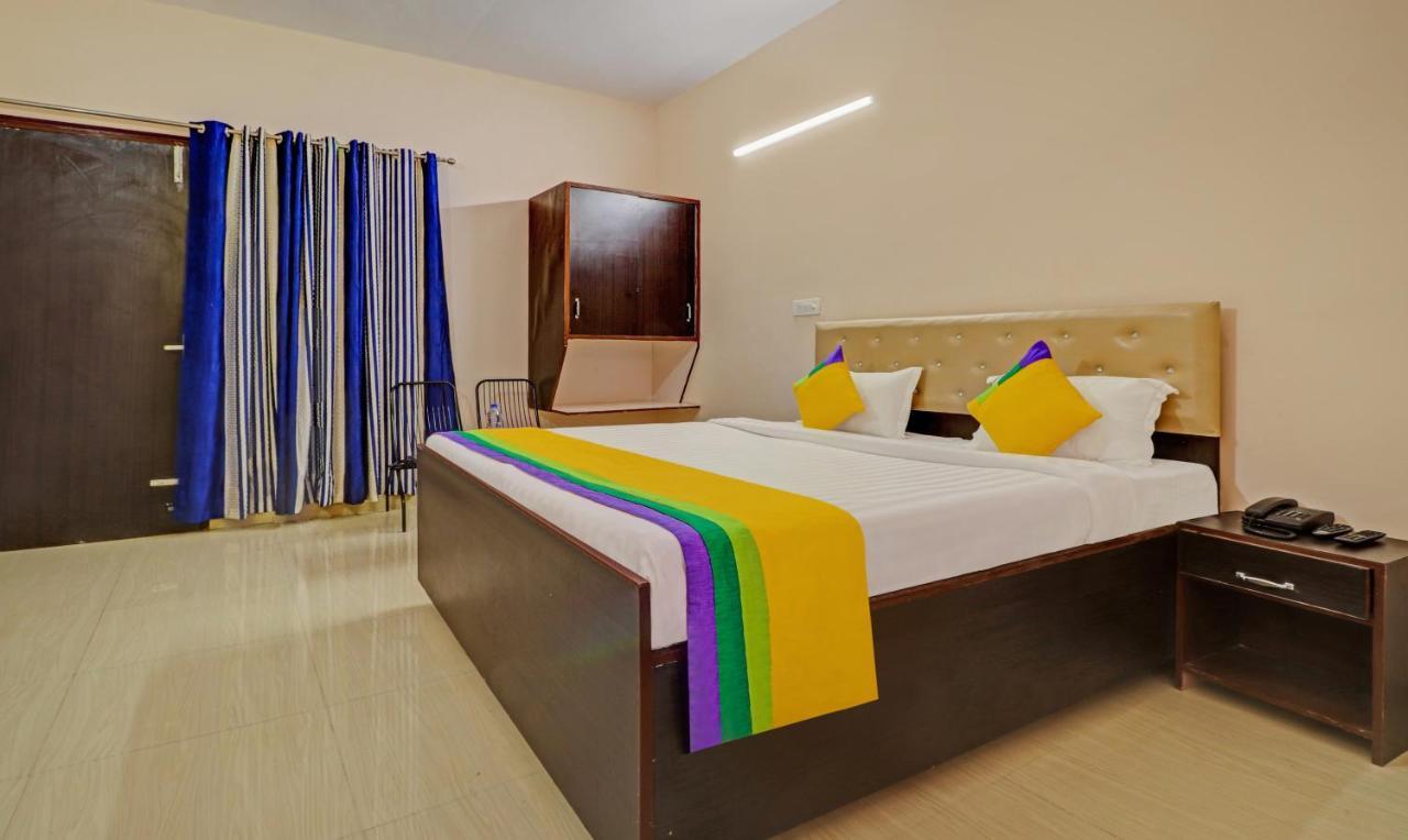 Itsy By Treebo - Divine Inn Chandīgarh Exterior foto