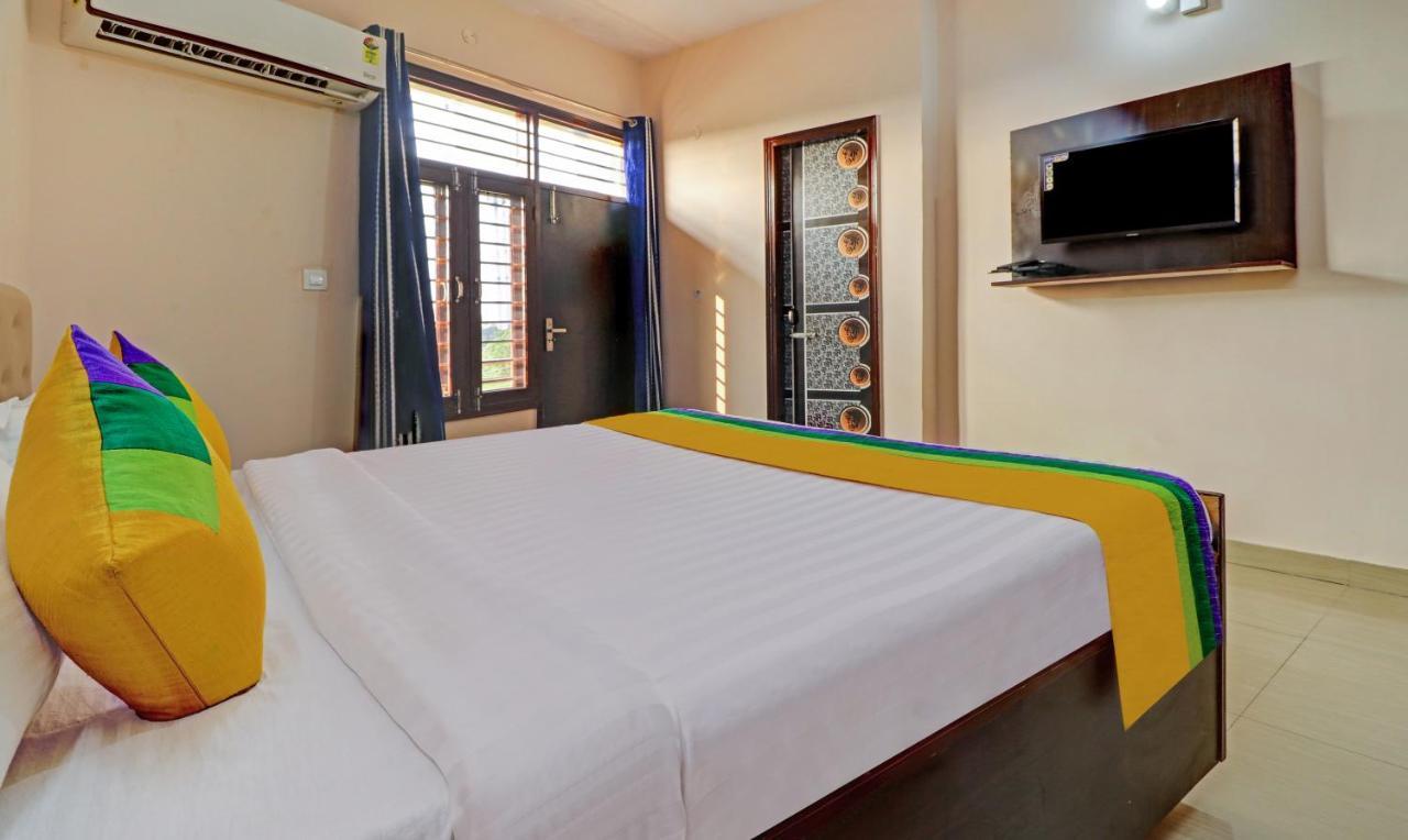 Itsy By Treebo - Divine Inn Chandīgarh Exterior foto